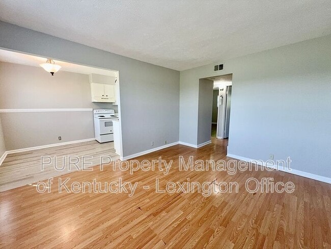 Photo - 1517 Steadmantown Ln Unit 4