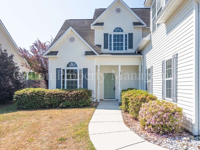 Building Photo - 448 Vallie Ln