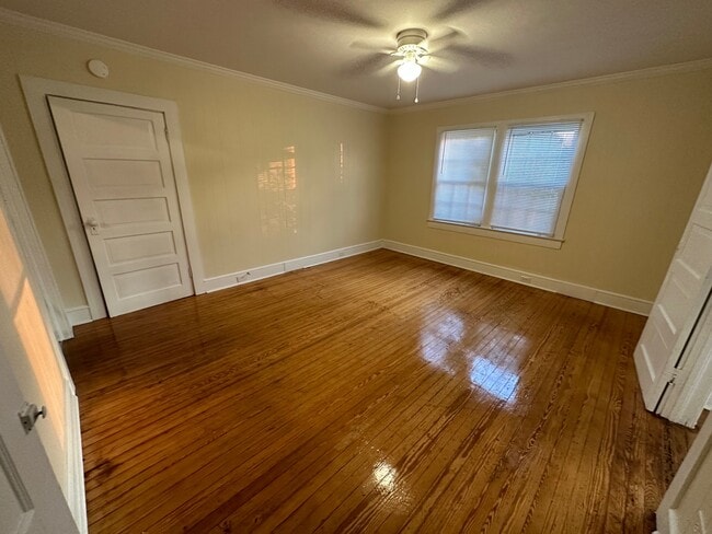 Photo - 405 E Bodenhamer St