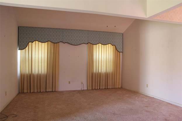 Photo - 125 Talisman St