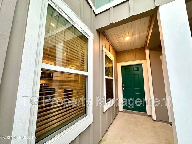 Photo - 336 Aralia Ln