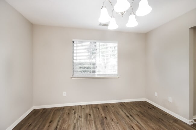 Photo - 6923 Echo Pines Dr