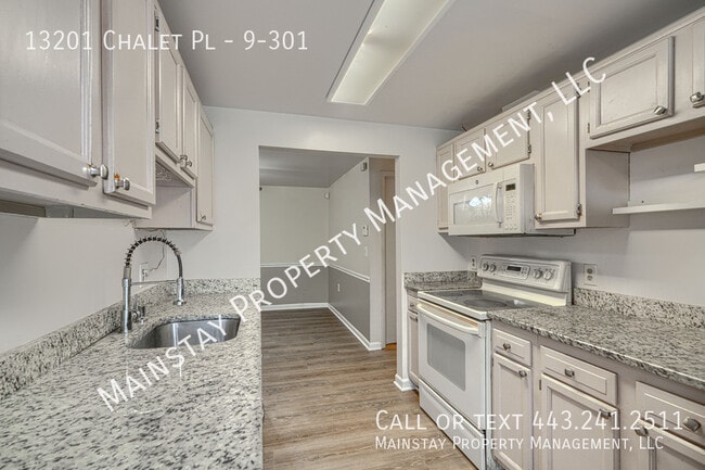 Building Photo - 13201 Chalet Pl Unit 9-301