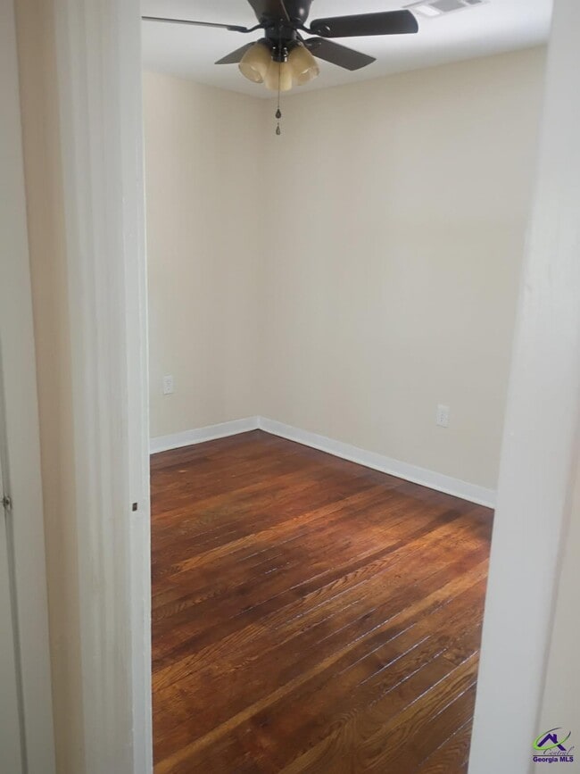 Photo - 109 Marshall St