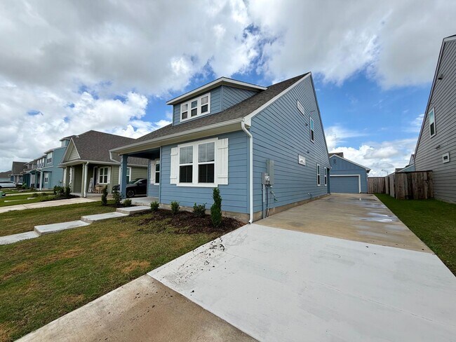 Photo - 207 Cherry Blossom Ln