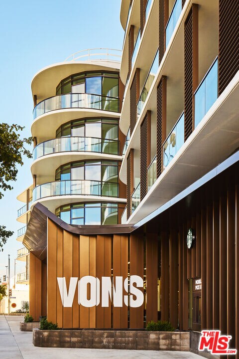 Photo - 700 Broadway Unit PH 715