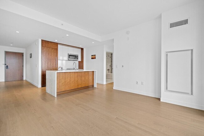 Photo - 75 Park Ln S Unit 1102