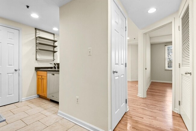 Photo - 920 Jefferson St Unit 501