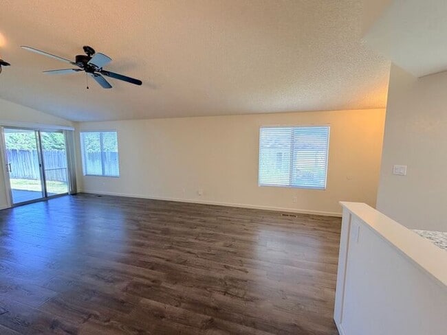 Photo - NW Reno Single Story House - 2 Car Garage/Fully Landscaped Yard