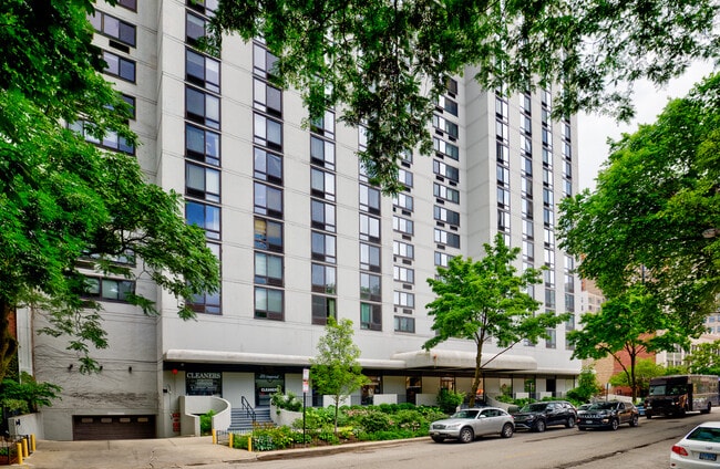 Building Photo - 1221 N Dearborn Pkwy Unit 806S