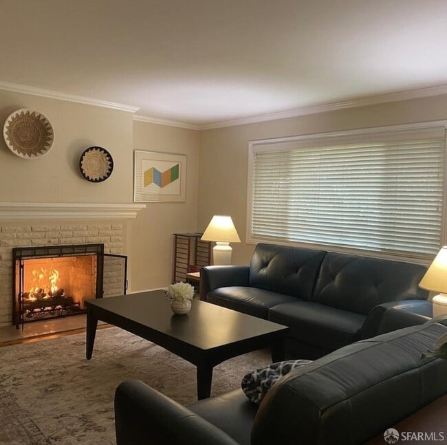 Photo - 4052 Costado Rd