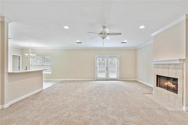 Photo - 161 Huntington Cir