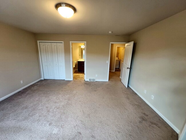 Springwood Meadows Townhome Apartments