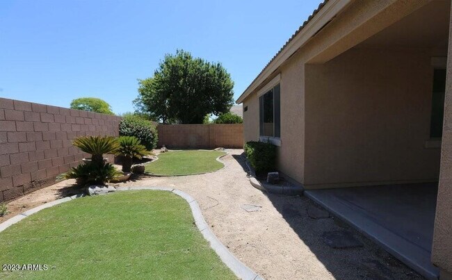 Photo - 3462 E Powell Way