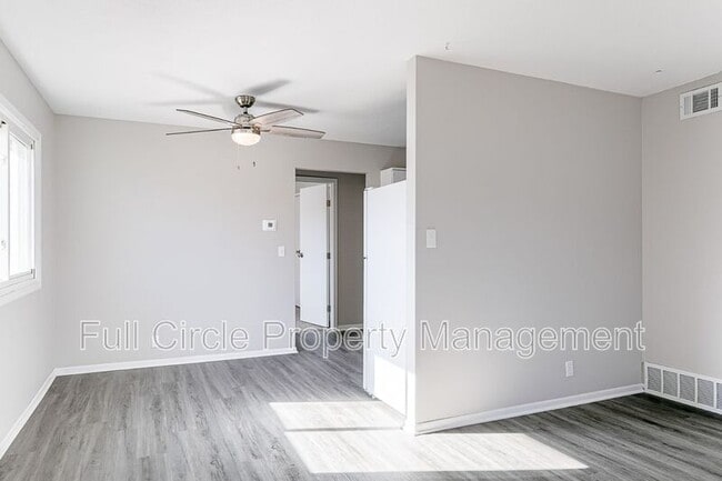 Photo - 349 S 26th St