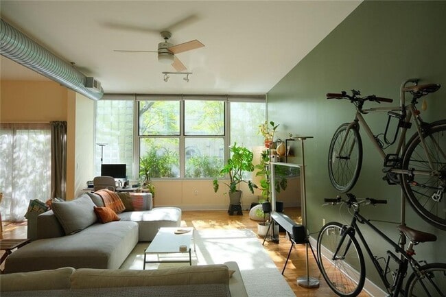 Building Photo - 15 Waddell St NE Unit 104