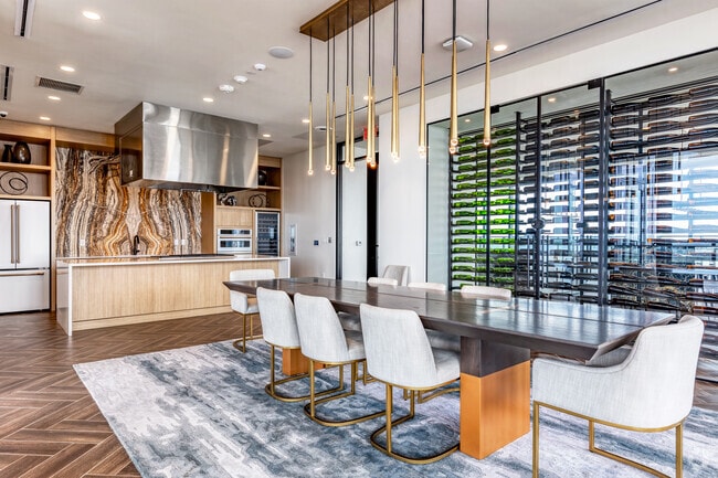 Private Dining - EVO APARTMENTS