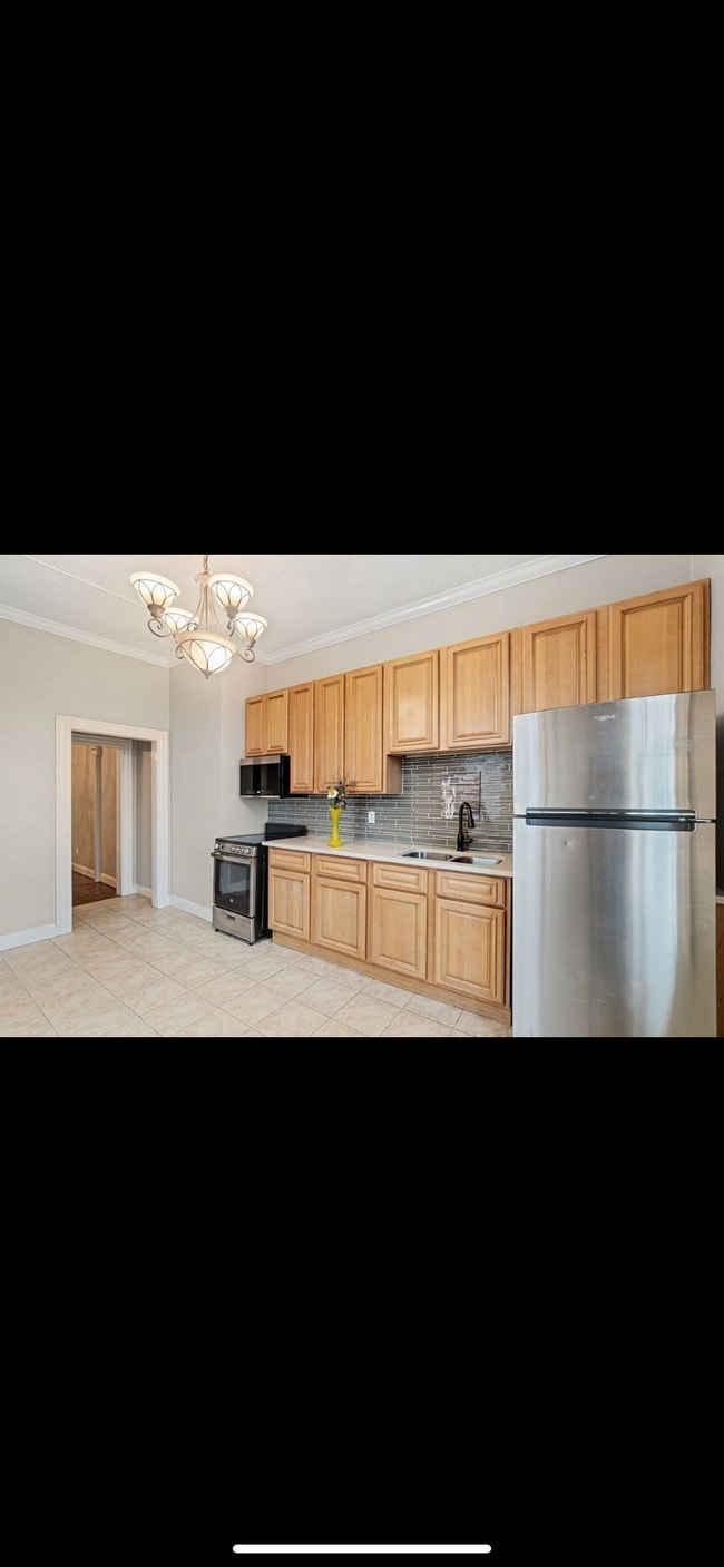 182 Camp St Unit 7