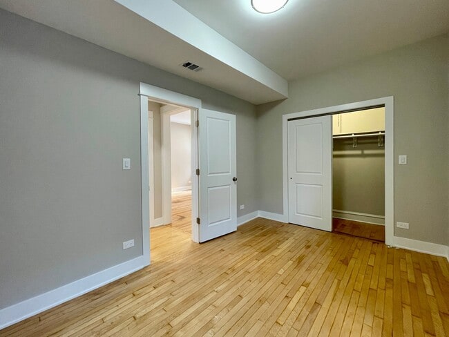 Photo - 2143 N Keystone Ave Unit 2143 North Keystone Avenu