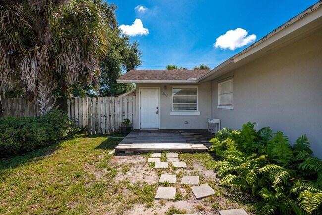 Photo - 8642 Sunset Dr