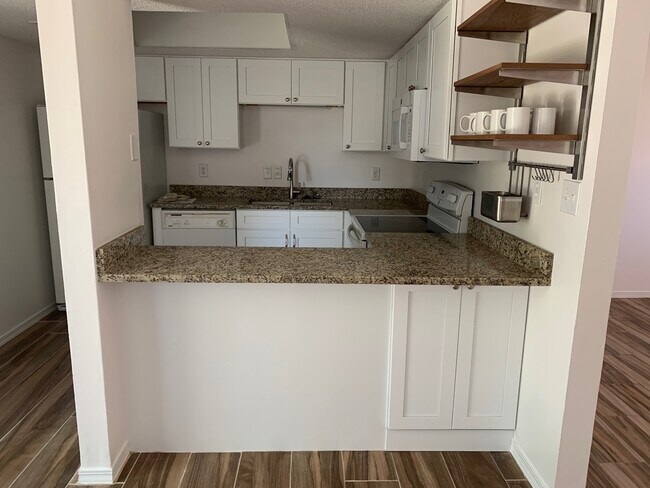 Photo - 806 Blvd de Orleans Blvd