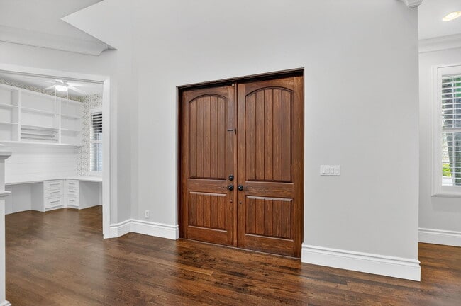 Photo - 200 NW 10th St