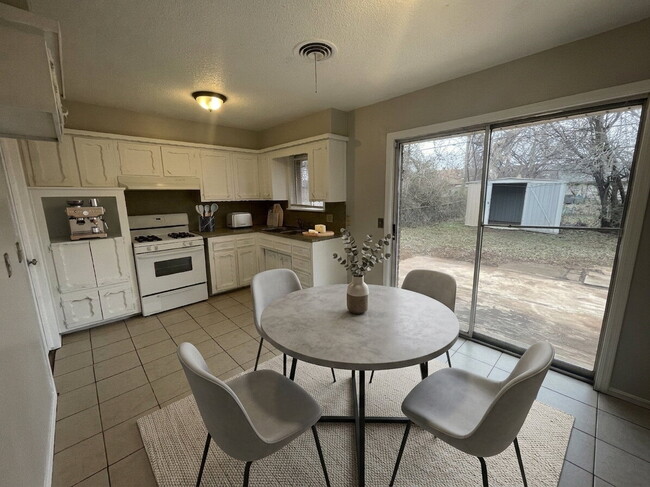 Photo - 3-Bed, 1.5-Bath Home in Del City