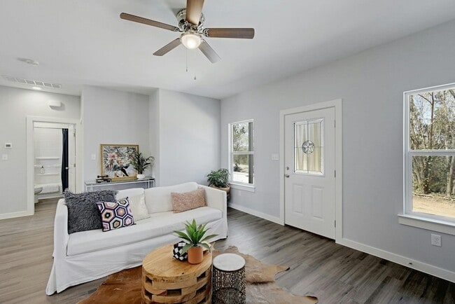 Photo - 14922 Running Deer Trail