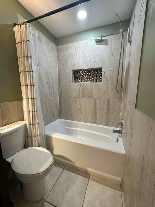 Photo - 955 Schumann Dr