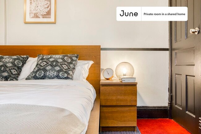 Photo - Room in Shared 4 bed/2 bath home Unit 2B