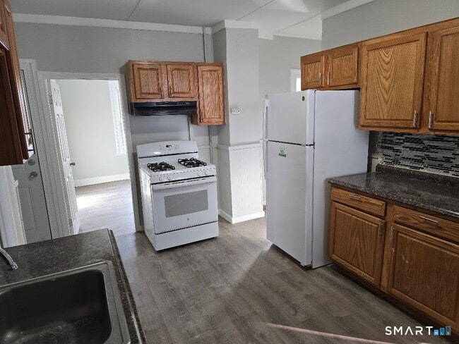 Photo - 176 Charles St Unidad 1st floor