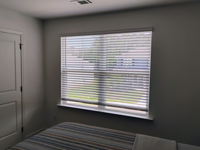 Photo - 2309 Treaty Ln Unidad A