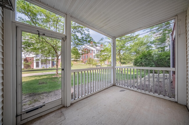 Photo - 953 E Summerfield Glen Cir