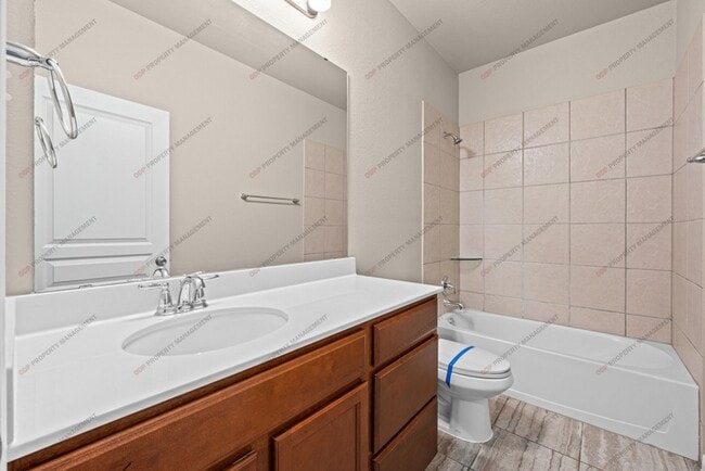 Photo - 5620 Blackstone Dr