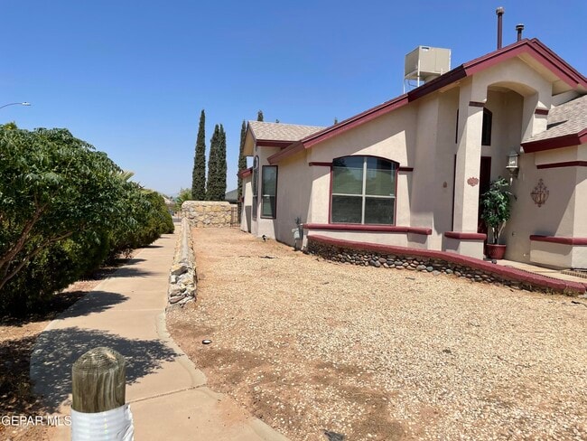 Photo - 3701 Trina Pl