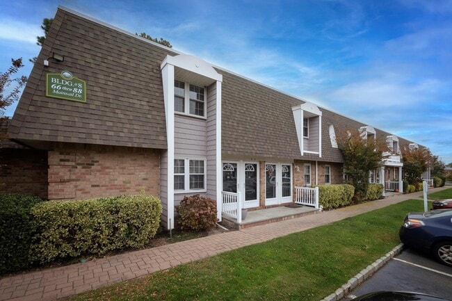 Building Photo - 18 Starboard Ln Unit 9-18 Rental