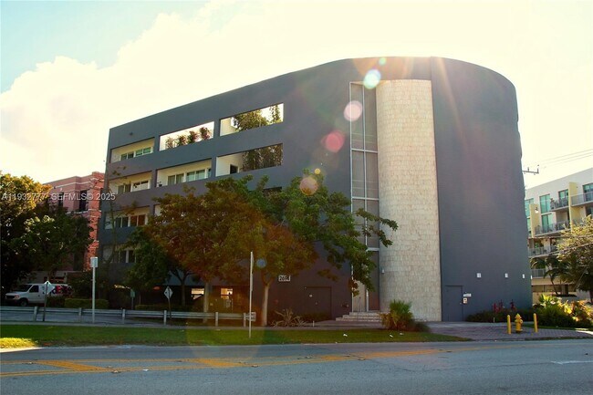 Building Photo - 2694 Inagua Ave Unit PH-3