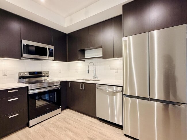 Photo - 15733 85 Ave Unit 418