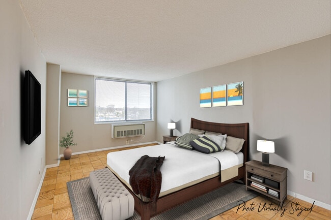 The Harrison Somerset Apartment Homes