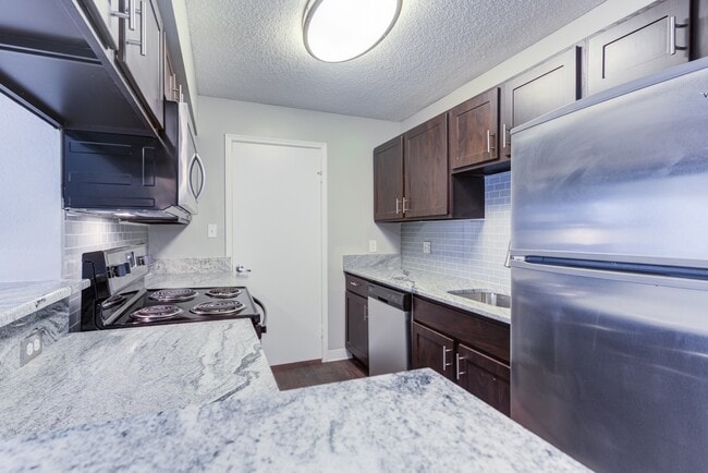 Photo - The Lakes of Schaumburg Apartment Homes