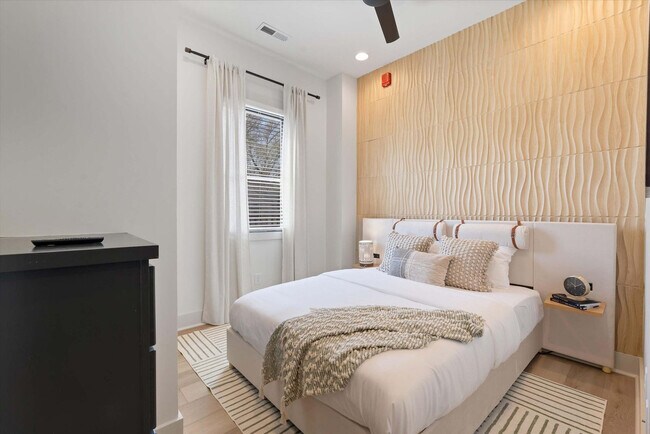 Photo - 722 Mcferrin Ave Unit ID1241262P