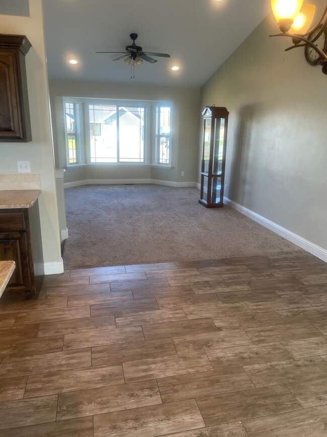 Photo - Beautiful Home for rent in Rigby