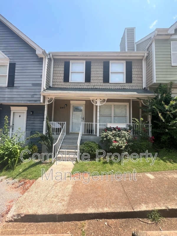 Photo - 1521 16th St S