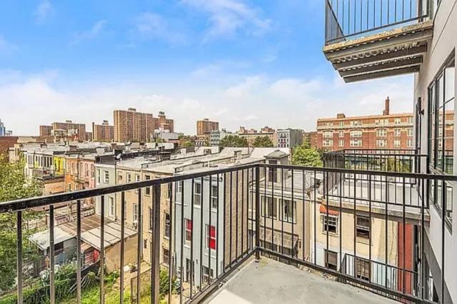 Building Photo - 2 bedroom in BRONX NY 10454 Unit 401 Rental