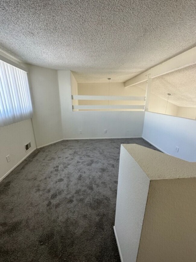 Photo - c3725 Unit 206