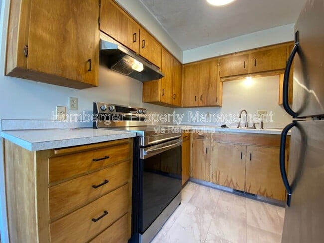Building Photo - 4119 N Howard St Rental
