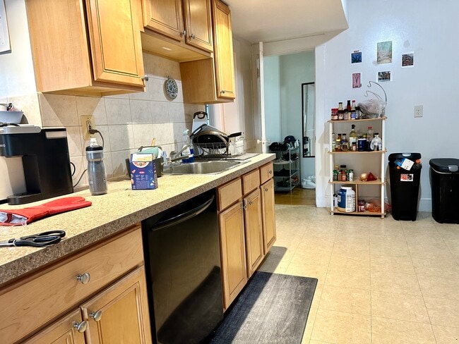 Photo - 223 Summer St Unit 3L