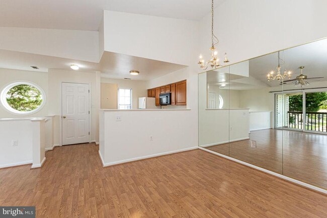 Photo - 9472 Scarlet Oak Dr Unit 9