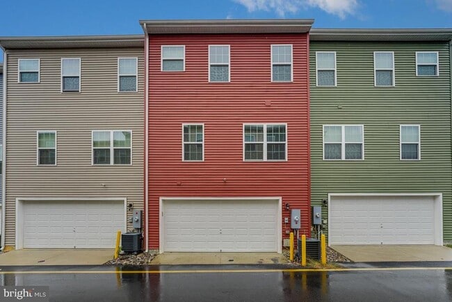 Building Photo - 9907 Cedarmass Cir Rental