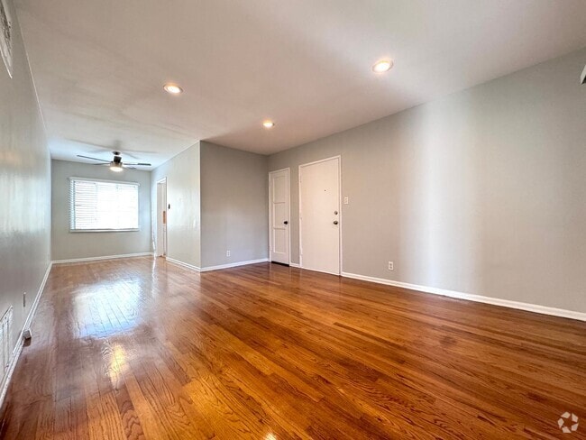 Building Photo - Classic Hollywood 1-Bedroom near Hollywood... Unit 1909 Rental